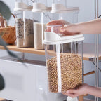 2 Grands pots de stockage des aliments en plastique avec tasse à mesurer
